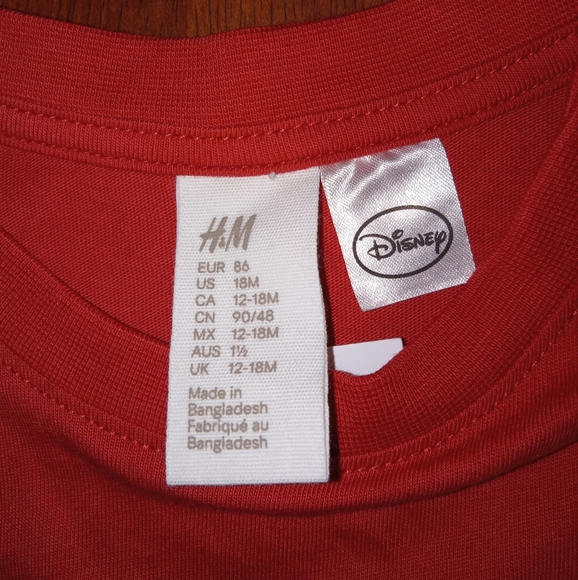 💥💥3for $10💥💥18m H&M Disney top. - Picture 4 of 4